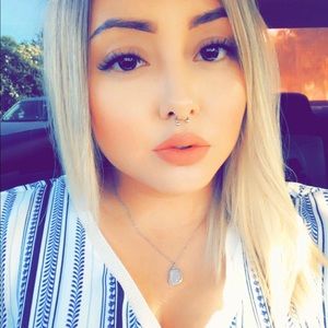 Meet your Posher, Dulce